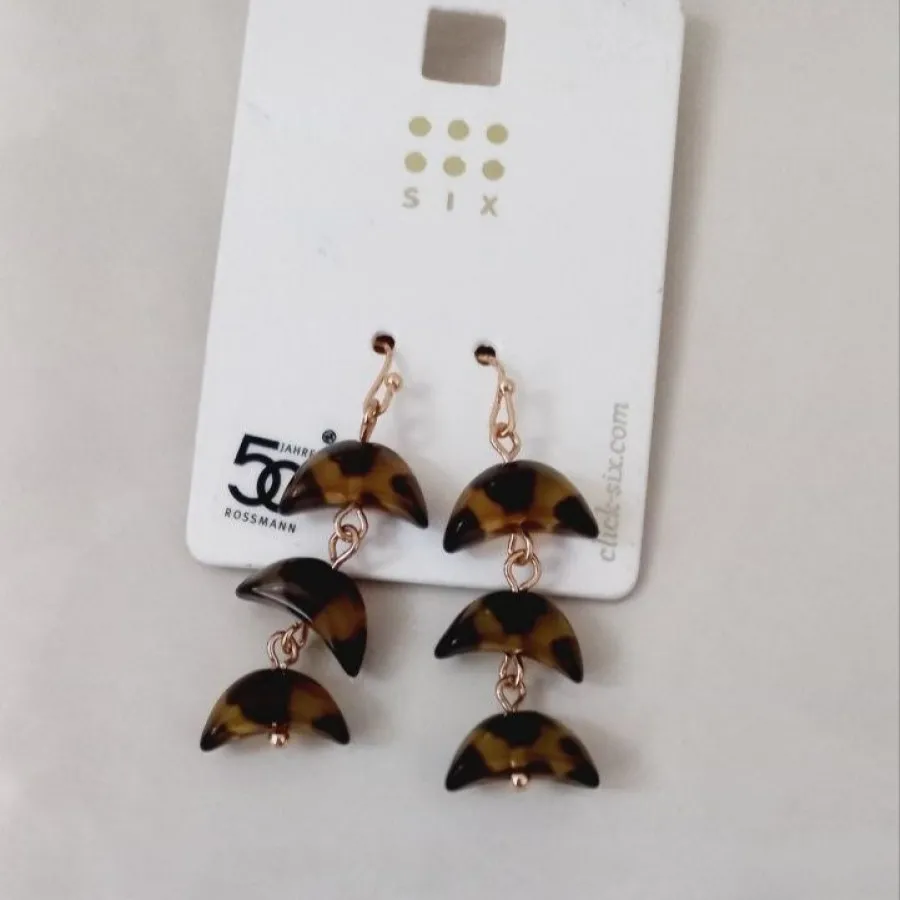 گوشواره جذاب و زیبا