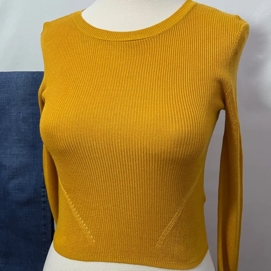 کراپ بافت خردلی