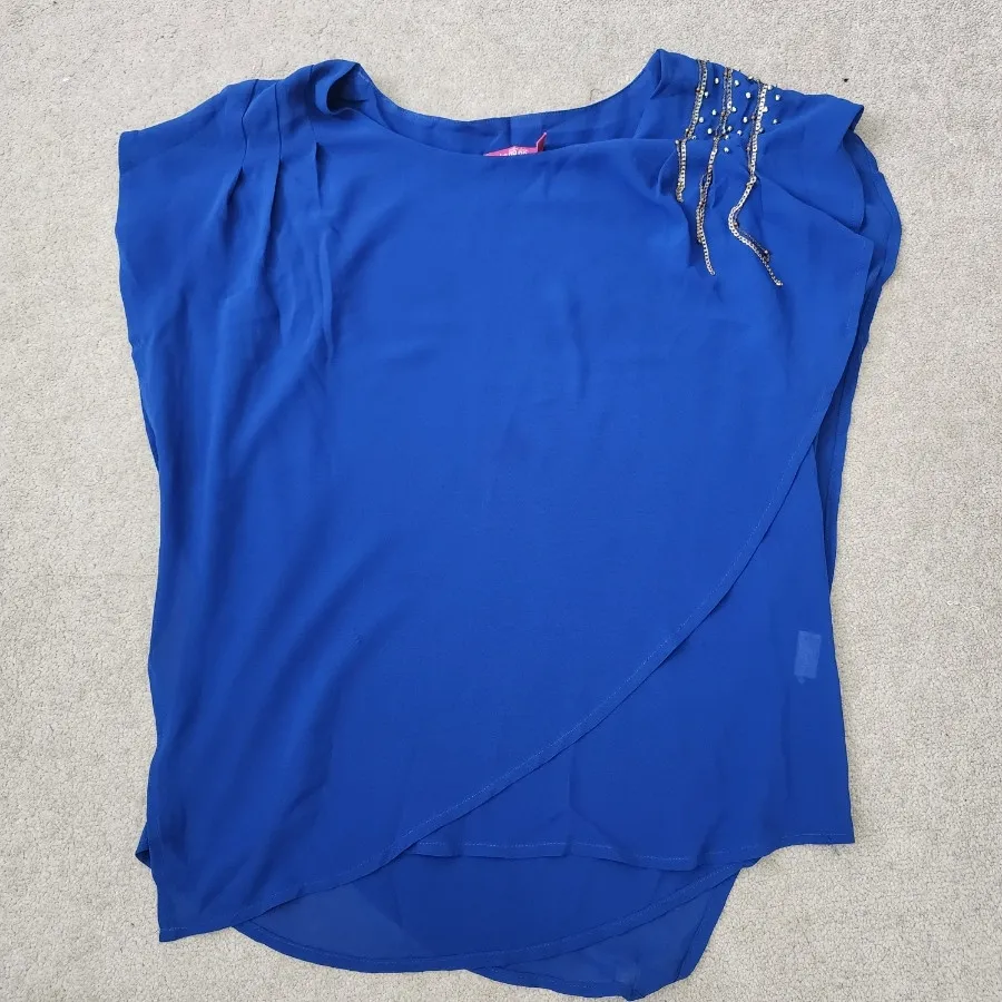 بلوز حریر آبی