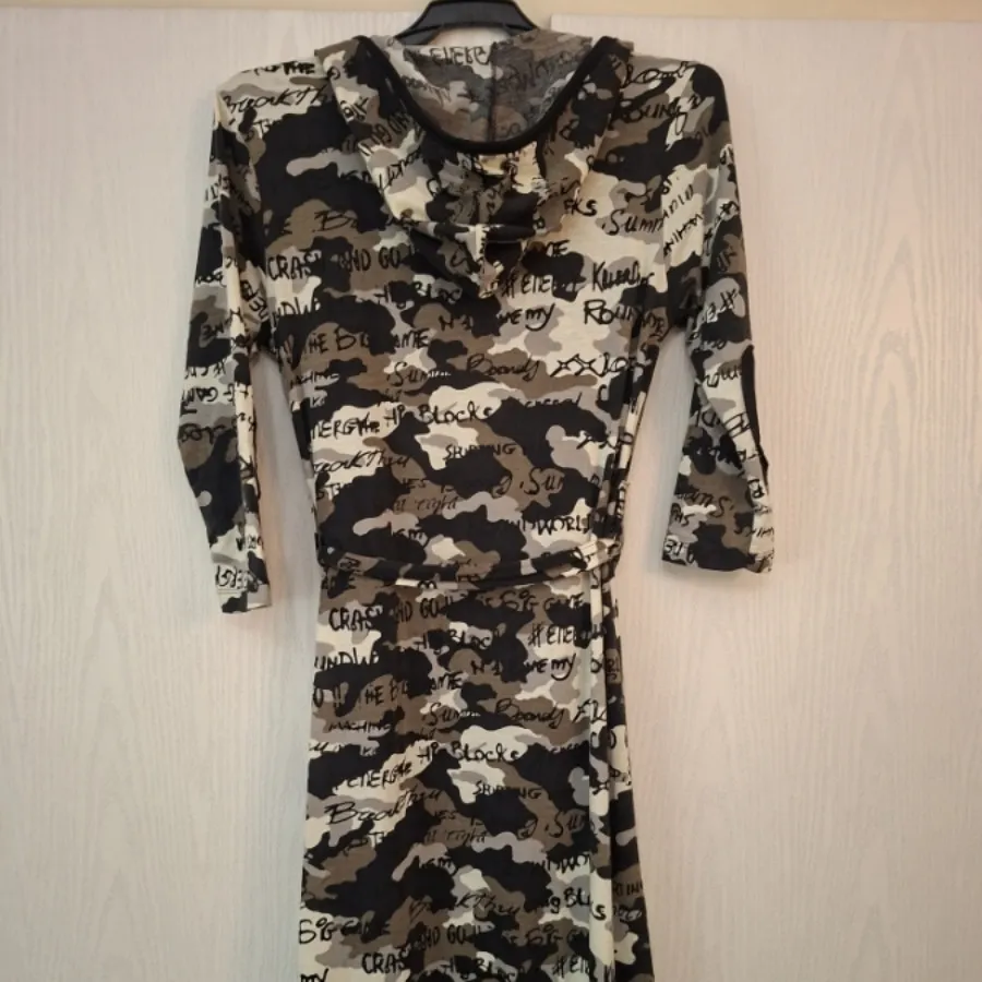 روبدوشامبر چریکی کلاهدار