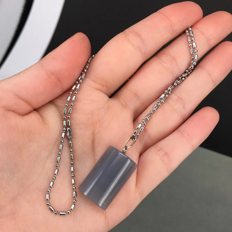 پلاک و زنجیر