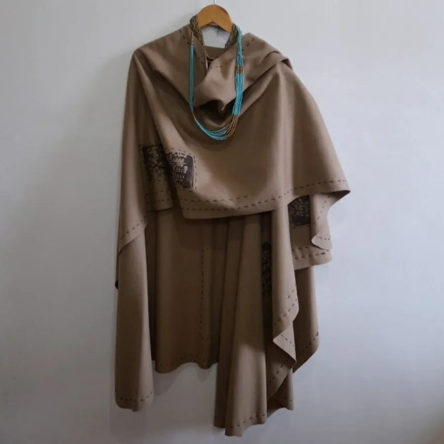 پانچو دستدوز پشمی مزونی