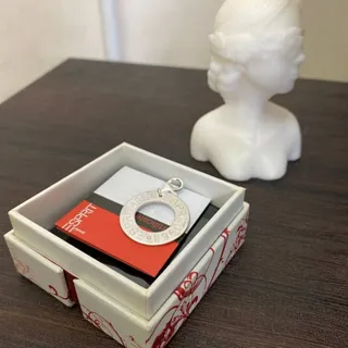 توگردنی اسپرایت