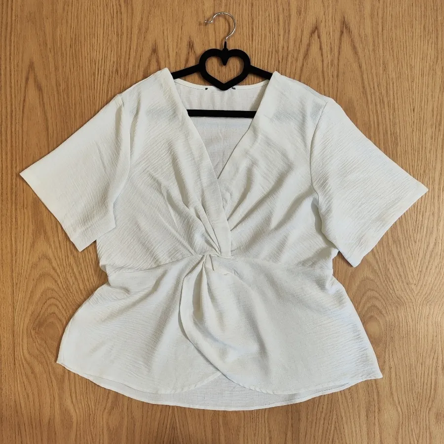 بلوز وسط گره ای