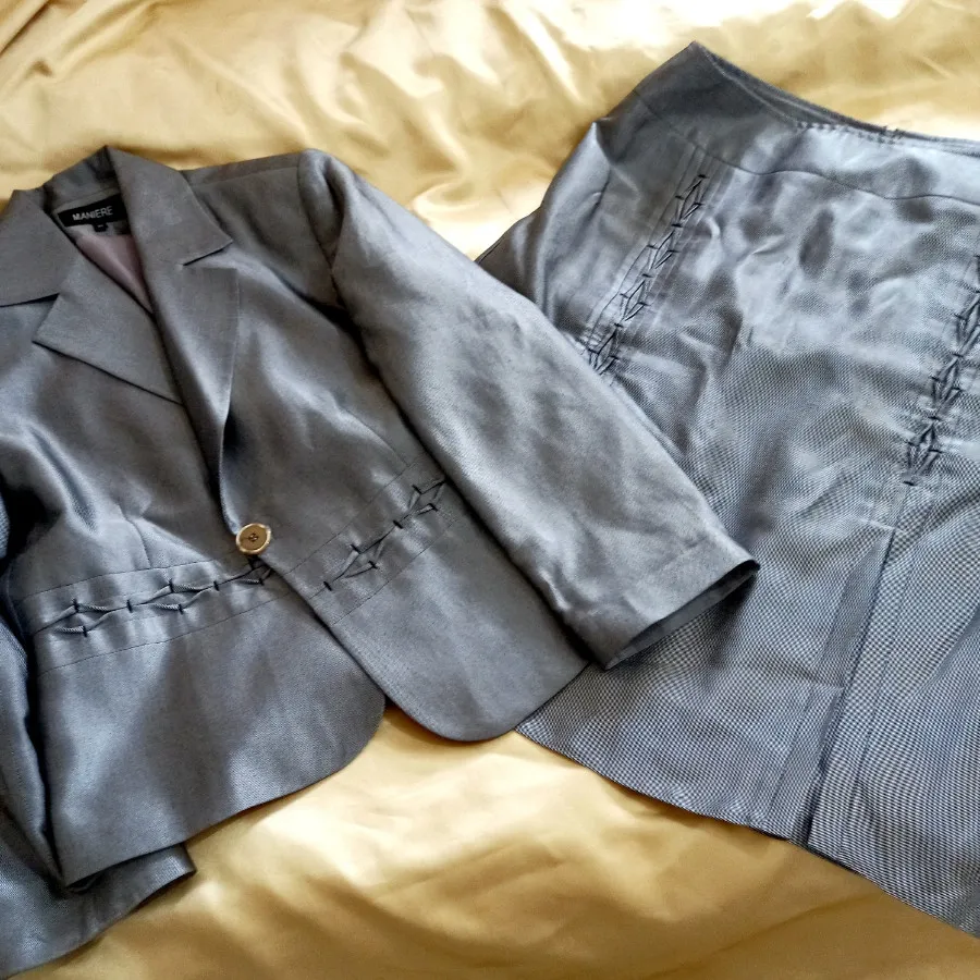 کت ودامن زنانه