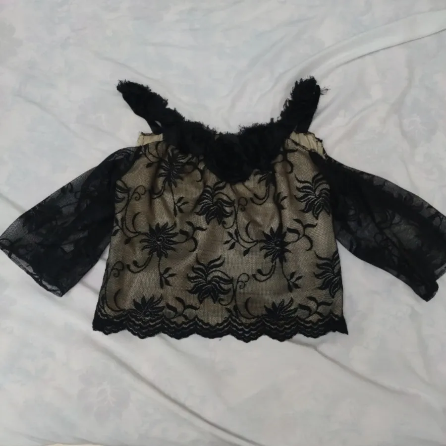 بلوز دانتل مشکی