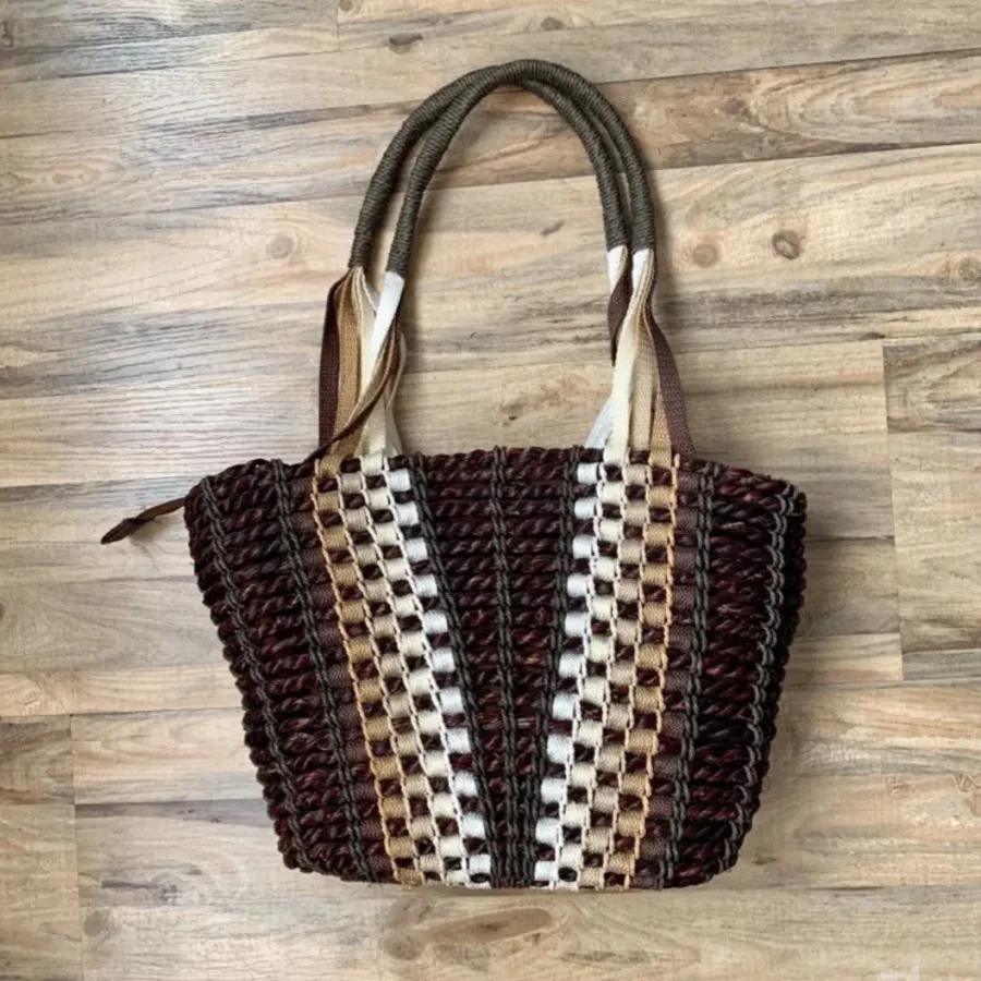 کیف حصیری کار دست