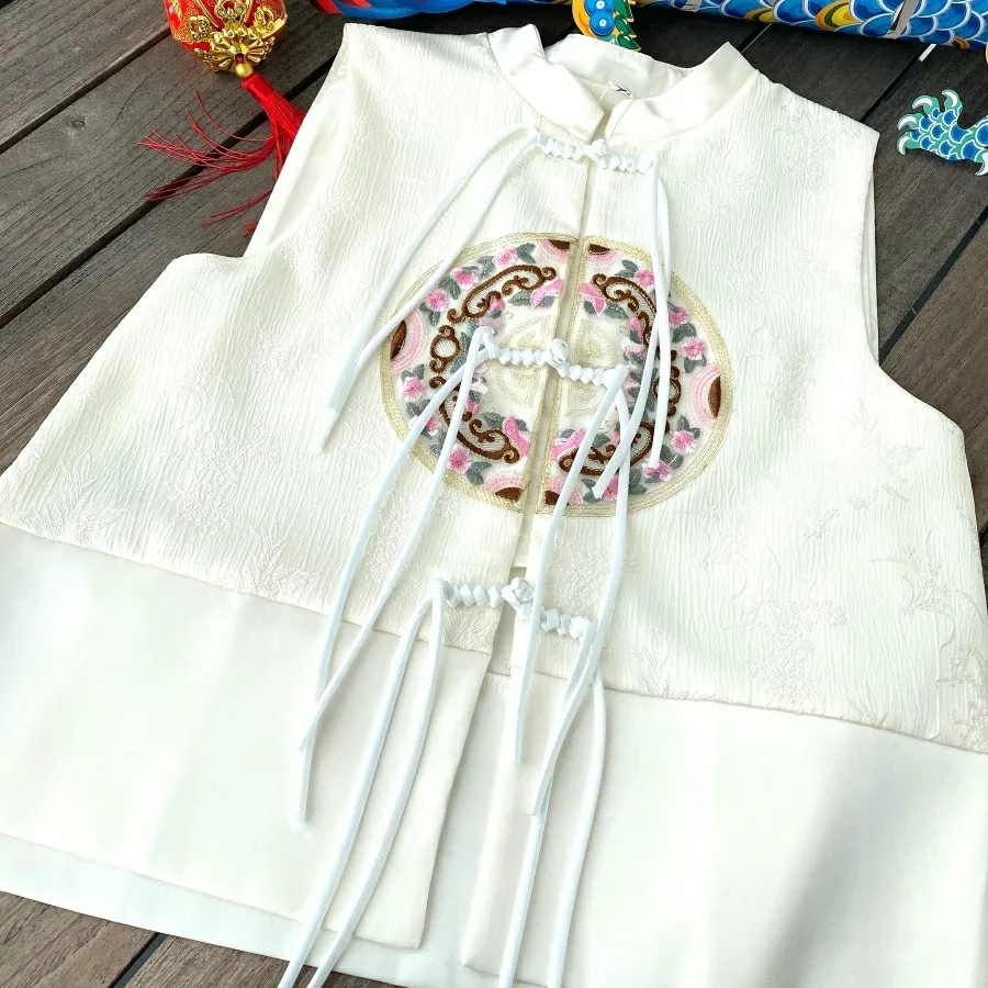 وست ساتن و ژاکارد گلدوزی