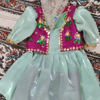 لباس بچگانه