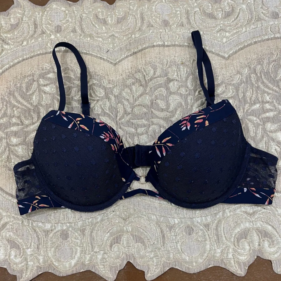 سوتین اسفنجی