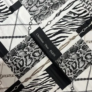 مینی اسکارف (روسری)