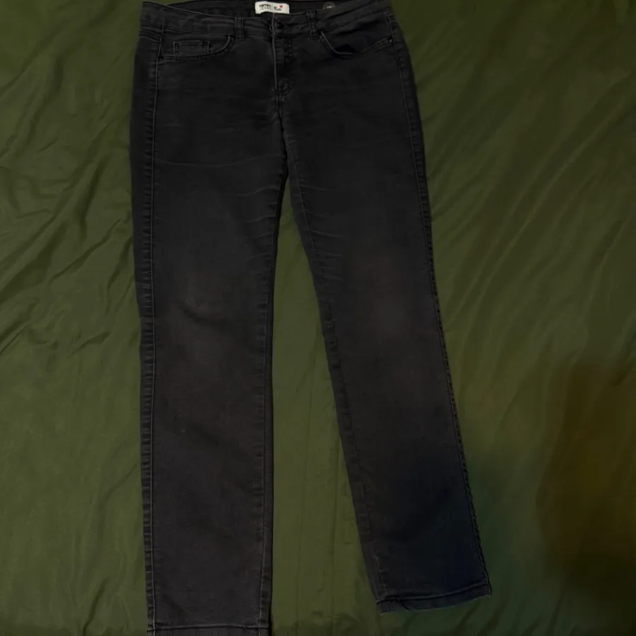 شلوار جین مارک کوتون