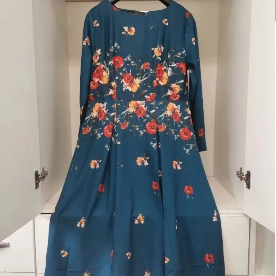 لباس آبی خارجی گلدار نو