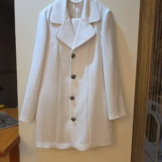 کت و شلوار سفید شیری