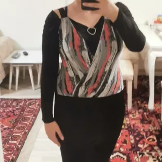 لباس مجلسی مشکی ریون قرمز