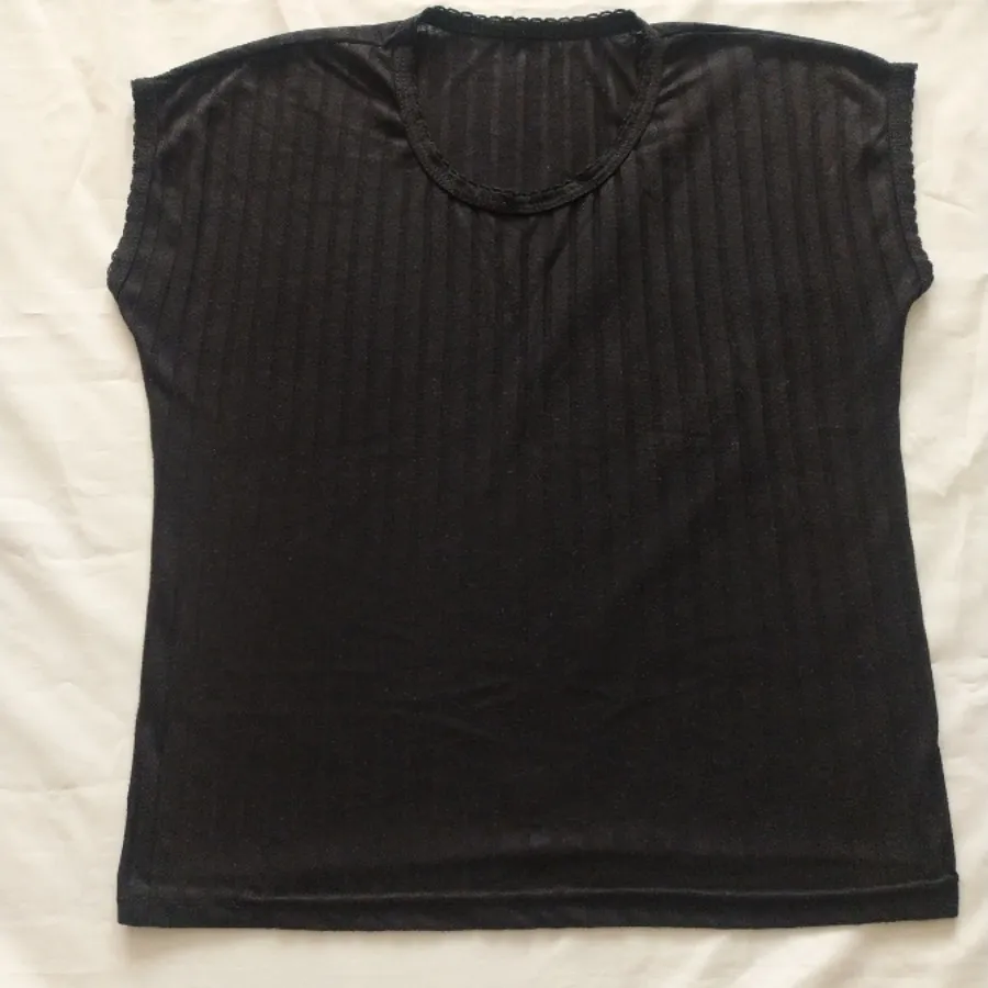 تی‌شرت زنانه