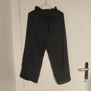 شلوار ابر و بادی