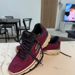 کتانی اسکچرز اورجینال