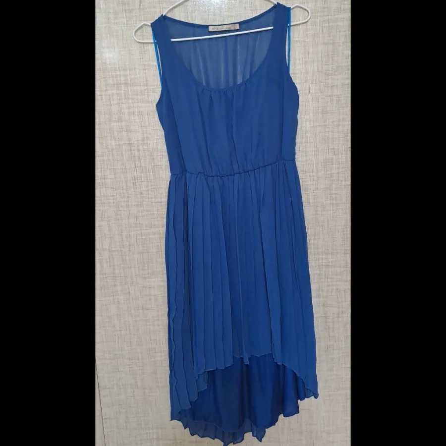 پیراهن ابی پلیسه دار