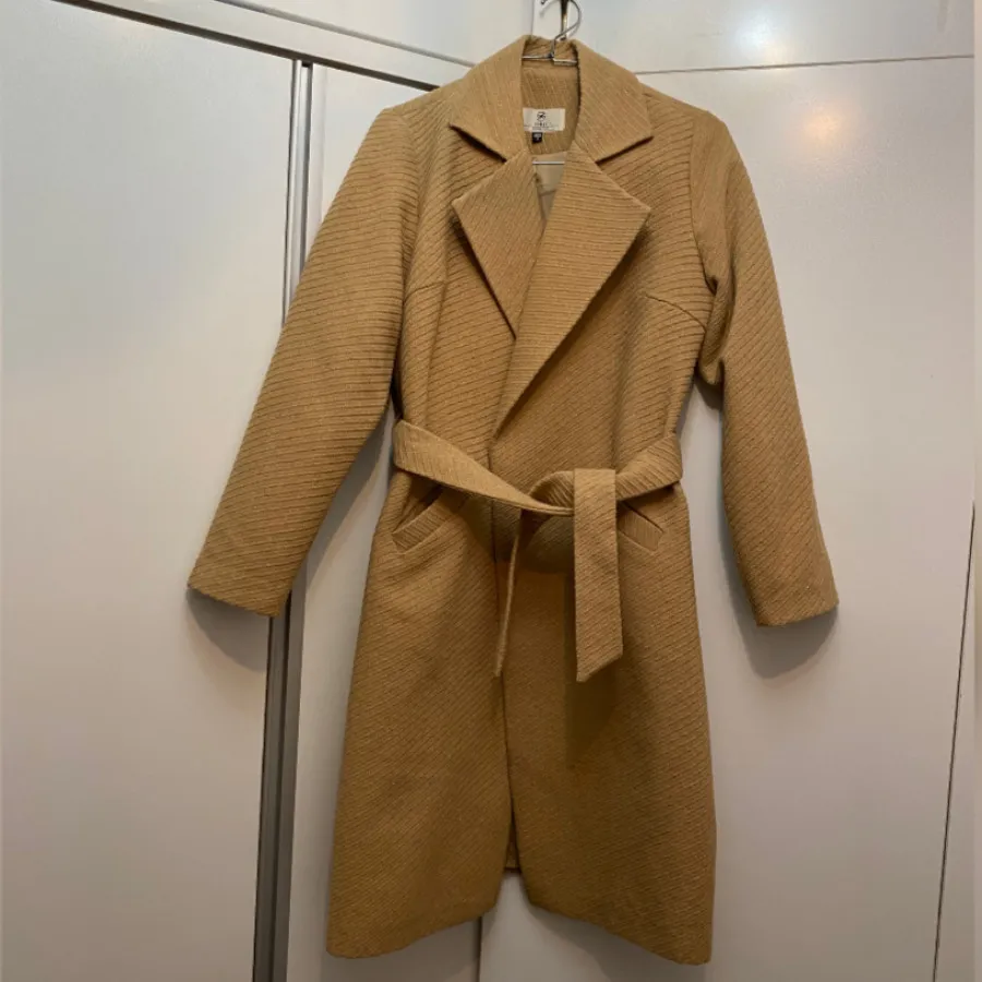 پالتو شتری رنگ