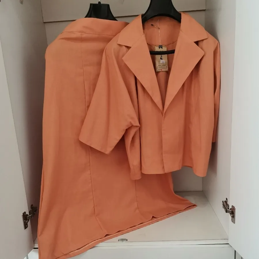 ست دوتکه کت دامن آجری