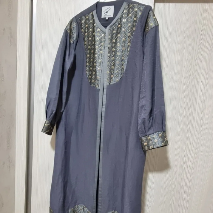 مانتومجلسی بلند