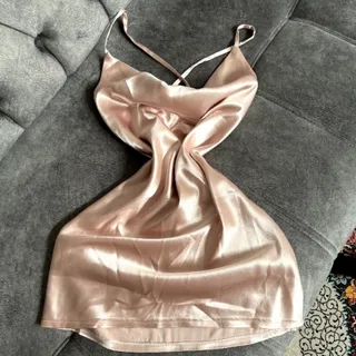 پیراهن زیبای ساتن