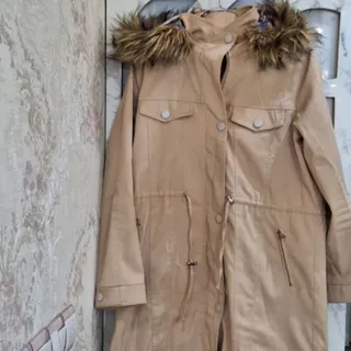 کاپشن کلاه دار