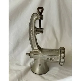 چرخ گوشت دستی آلمان قدیمی