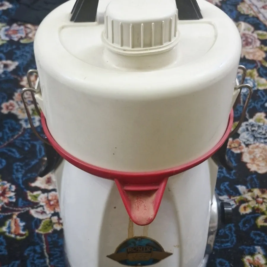 آبمیوه گیری قدیمی