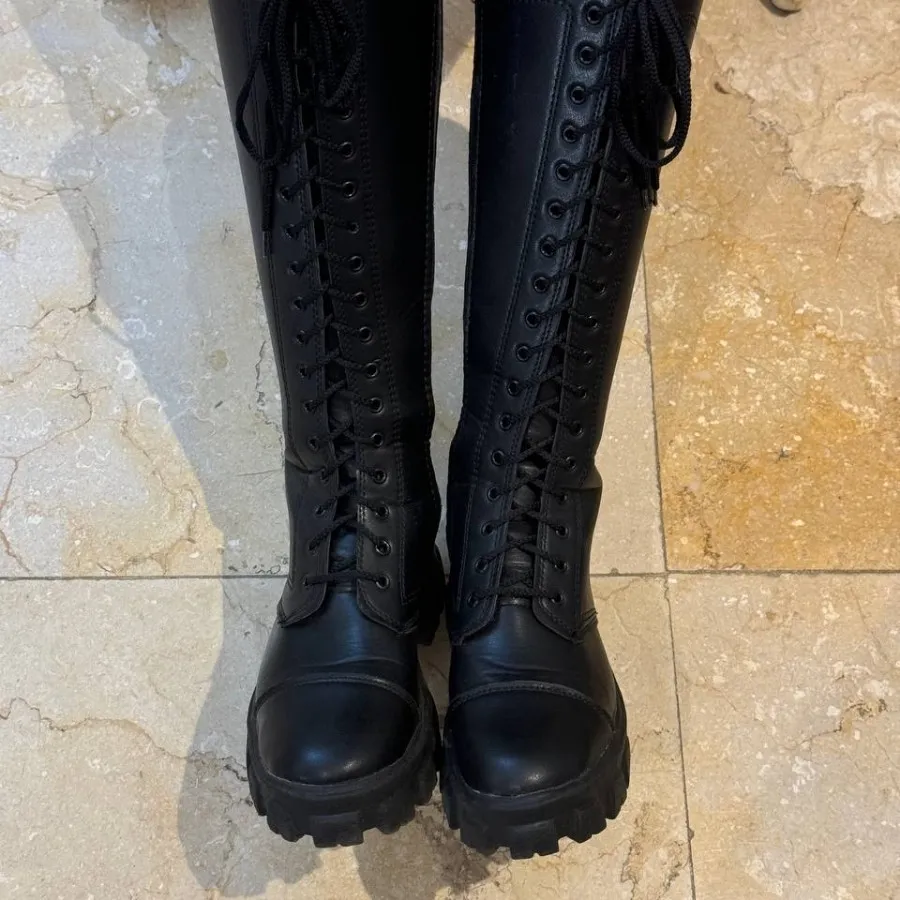 بوت بلند بند دار و زیپ خو