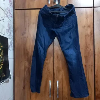 شلوار لی زیاد ضخیم نیست