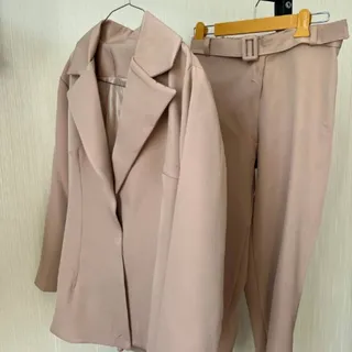 کت شلوار زنانه