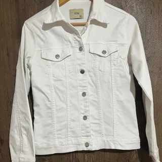 کت جین سفید