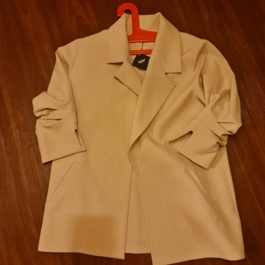 مانتو کتی کرم