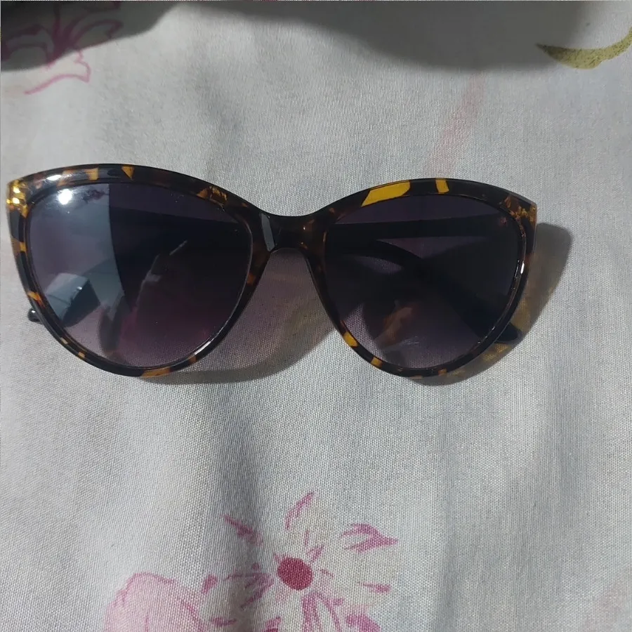 عینک آفتابی