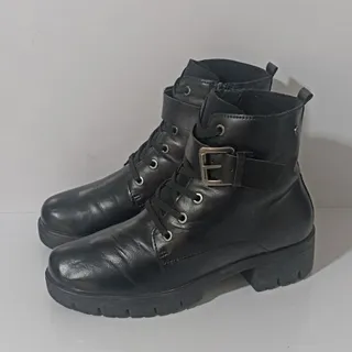 بوت زنانه اورجینال