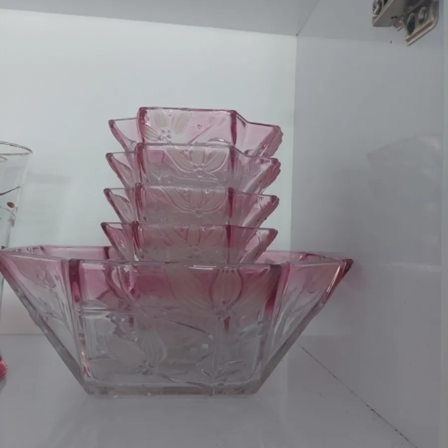 ظروف پذیرایی سوگا ژاپن