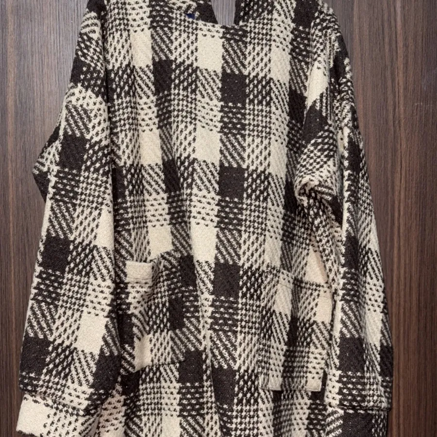 شکت پشمی جلو بسته