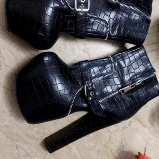 نیم بوت سایز38