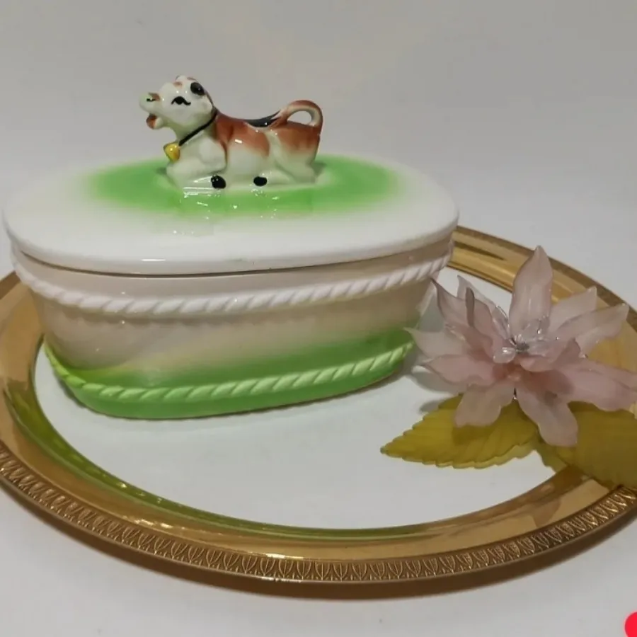 شکلات خوری سرامیکی قدیمی