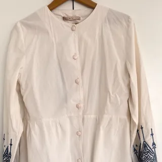 شومیز گلدوزی شده