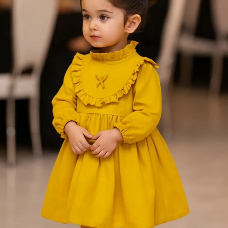 پیراهن دخترانه