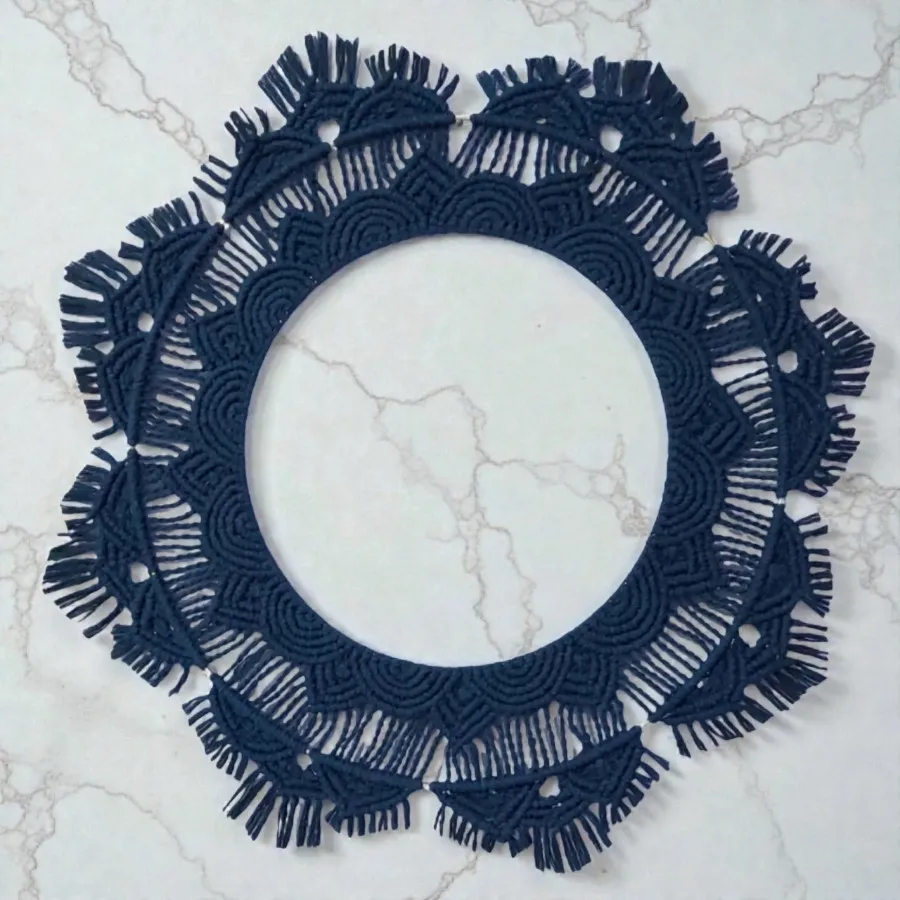 قاب عکس مکرومه