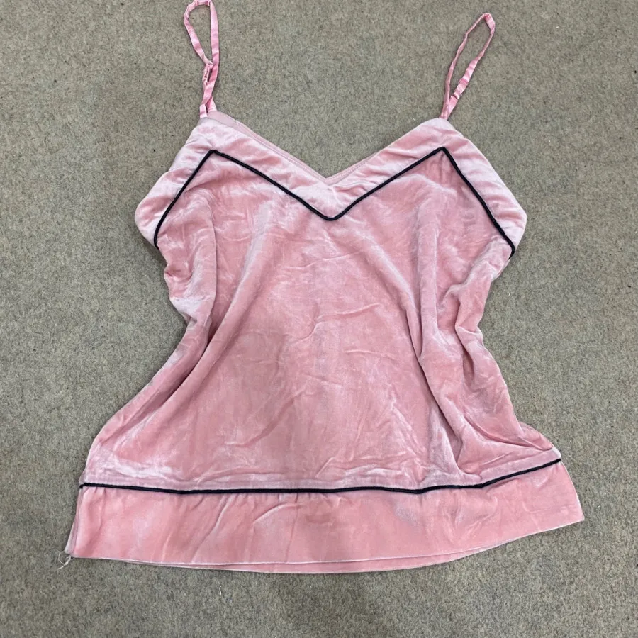 تاپ مخملی صورتی