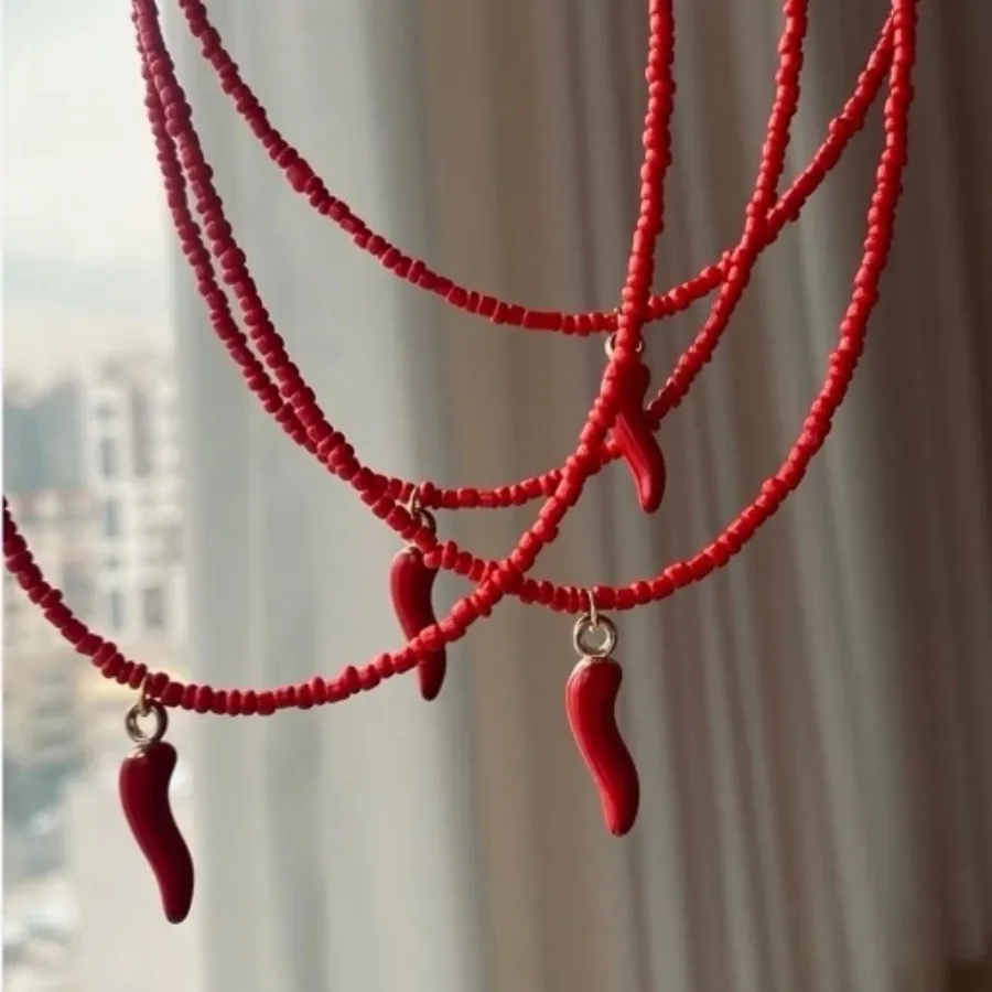 گردنبند فلفل قرمز