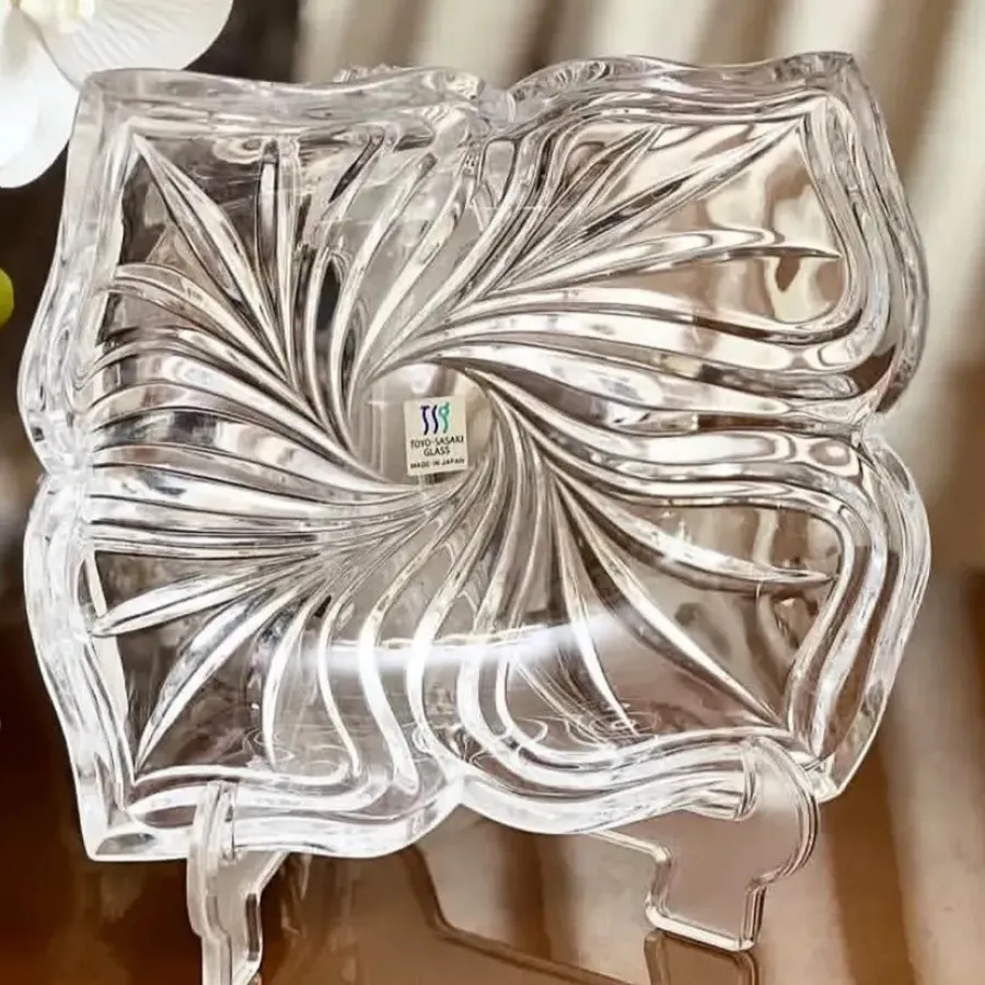 آجیل/شکلات\خرما خوری