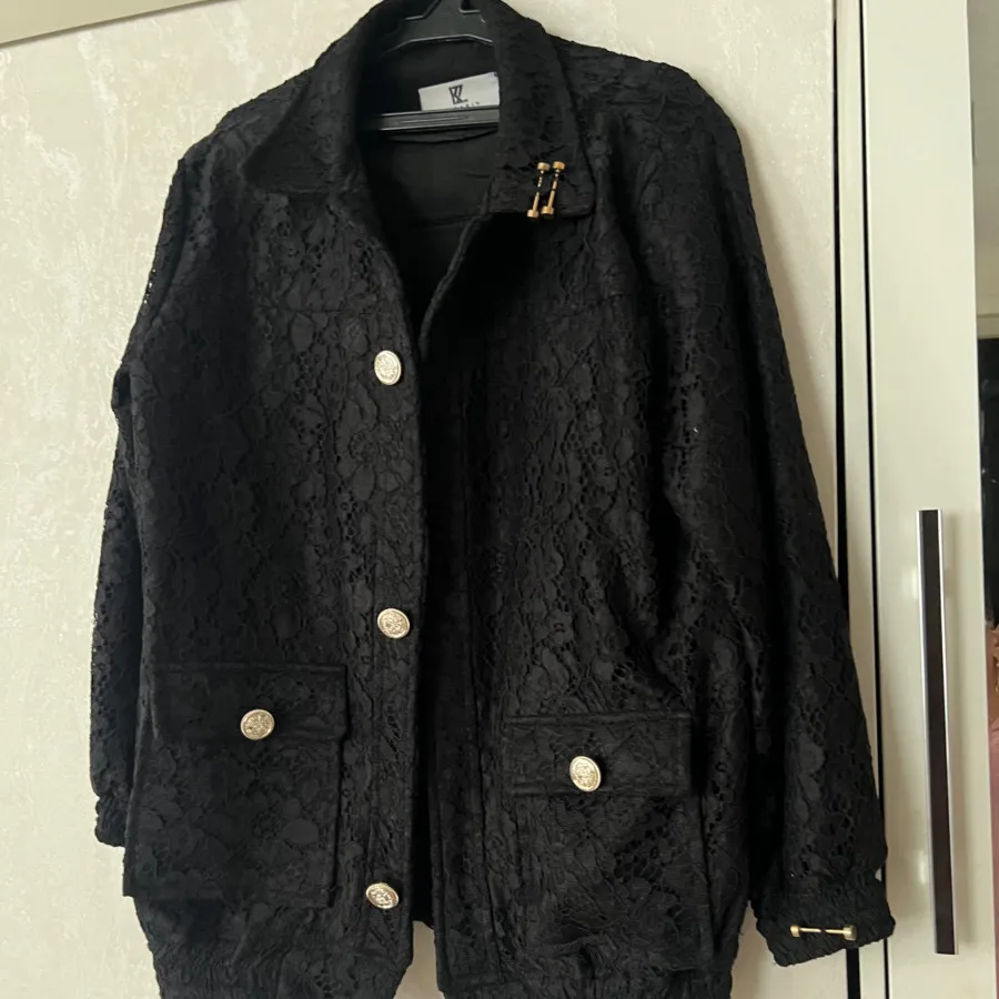 بامبر مزونی