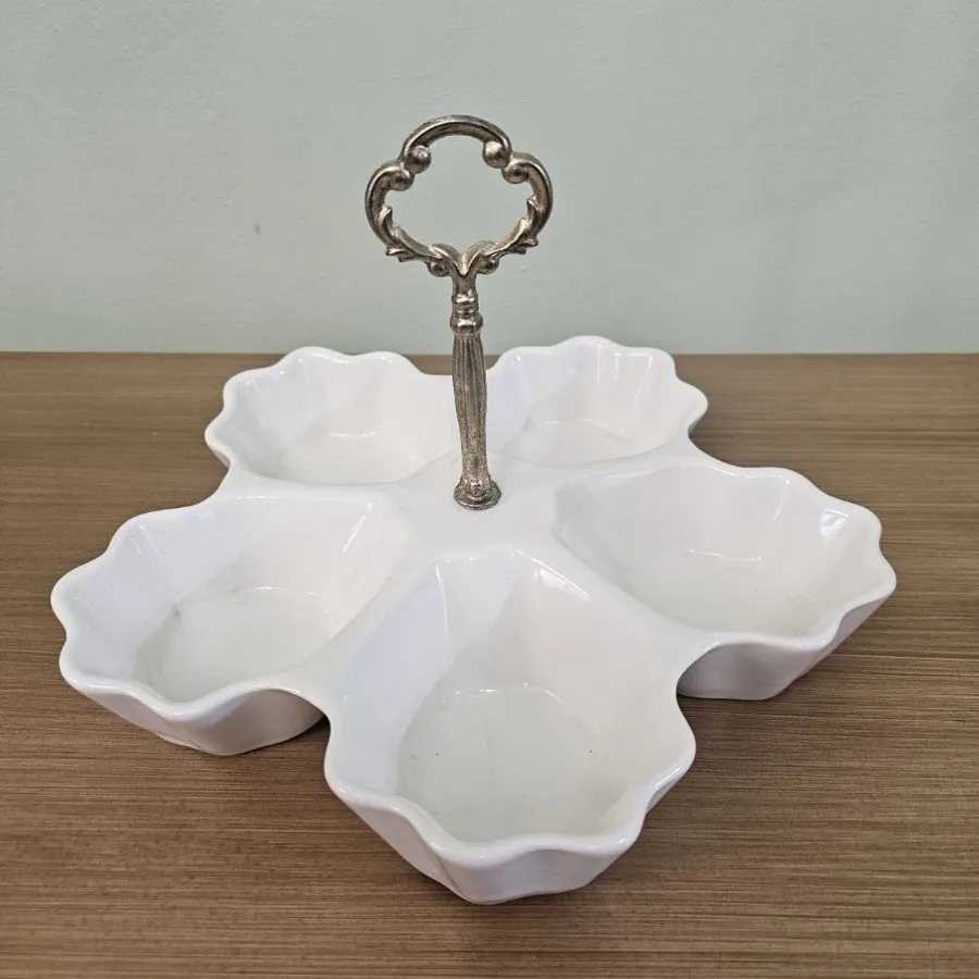 اردو خوری 5 خانه
نو