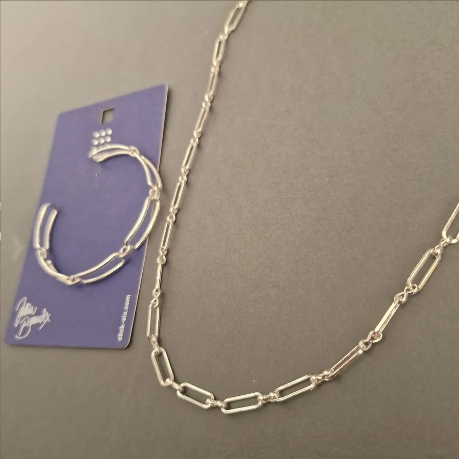 گردنبند و بنگل زنجیری